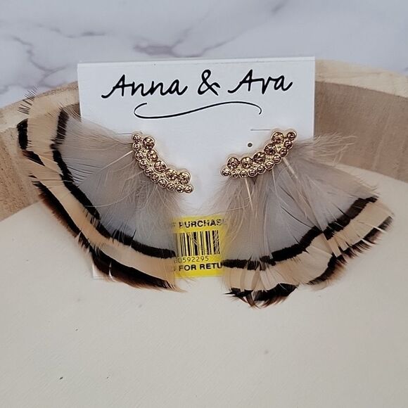 Anna & Ava Boho Feather Pierced Stud Back Earrings - NWT - Picture 2 of 4